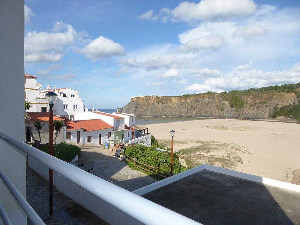 Ponta Branca Beach House Odeceixe Dış mekan fotoğraf
